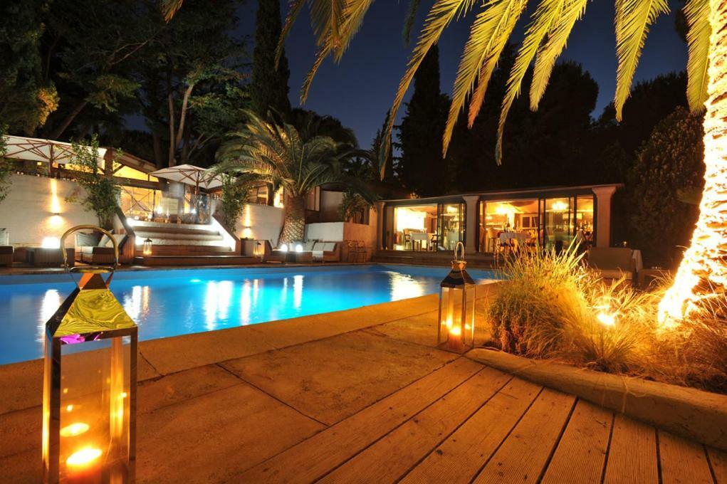 Hotel Dune แซ็ง-ทรอเป ภายนอก รูปภาพ